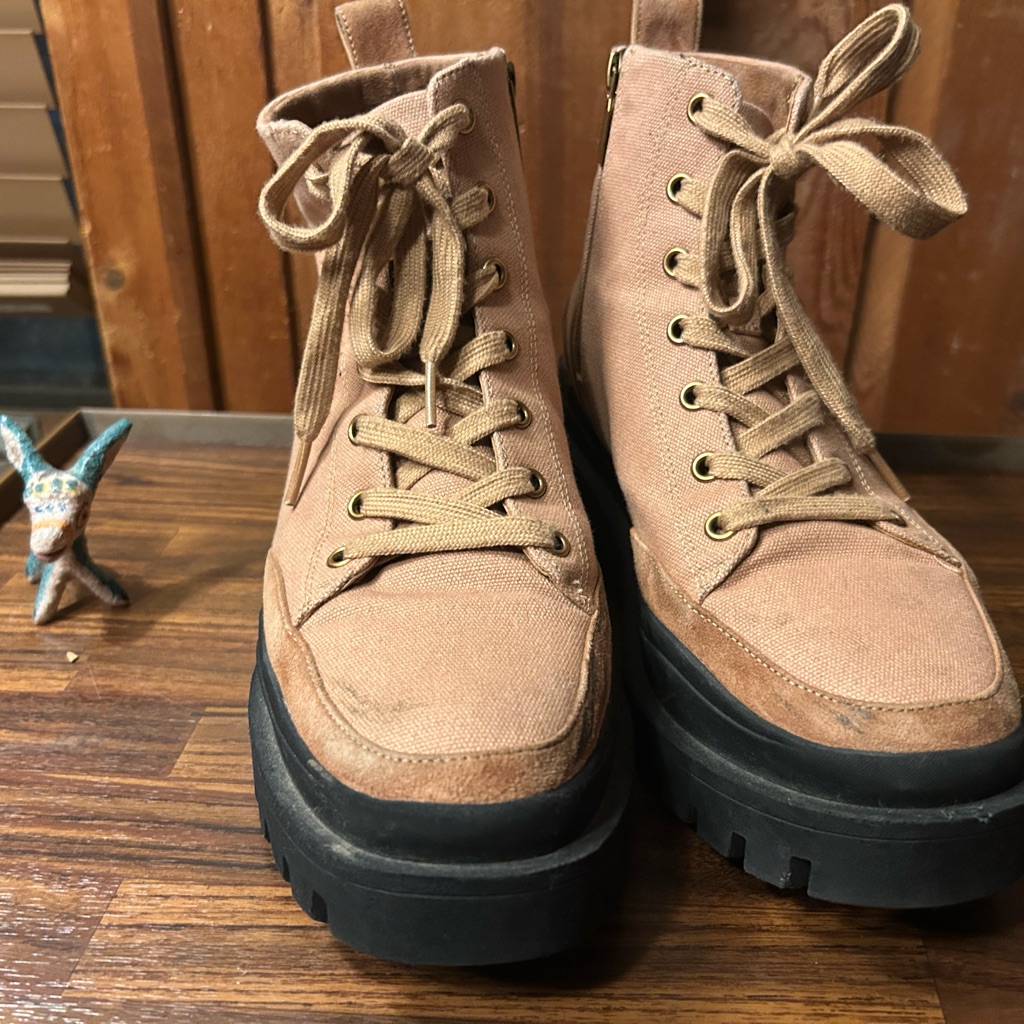 Vionic Tan Lace Up Women's Boots